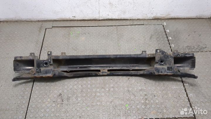 Усилитель бампера передний Skoda Octavia Tour