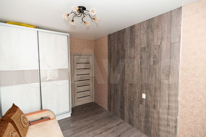 2-к. квартира, 56 м², 1/5 эт.