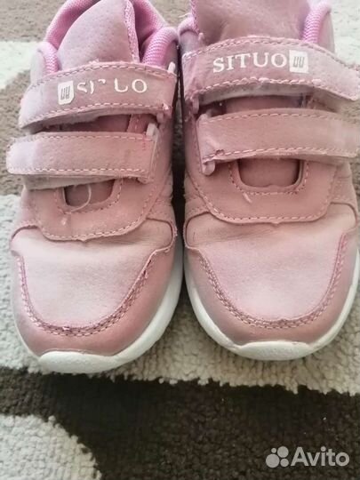 Кроссовки для девочки 30