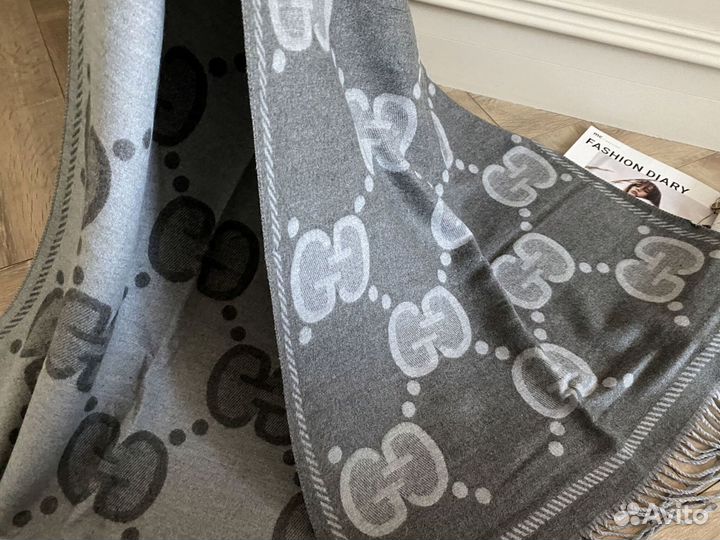 Женский кашемировый шарф gucci