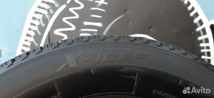 Michelin X-Ice 3 215/65 R17