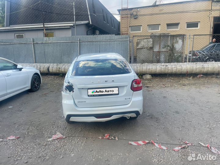 LADA Granta 1.6 МТ, 2019, битый, 89 652 км