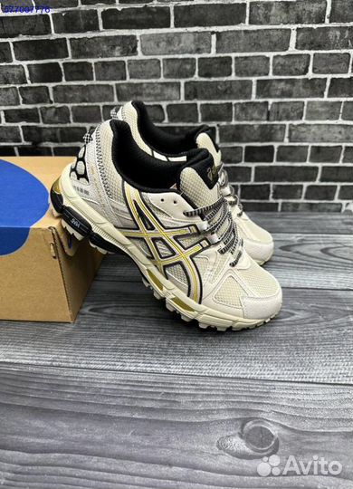 Кроссовки asics