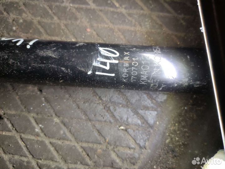 Задние амортизаторы Hyundai i40