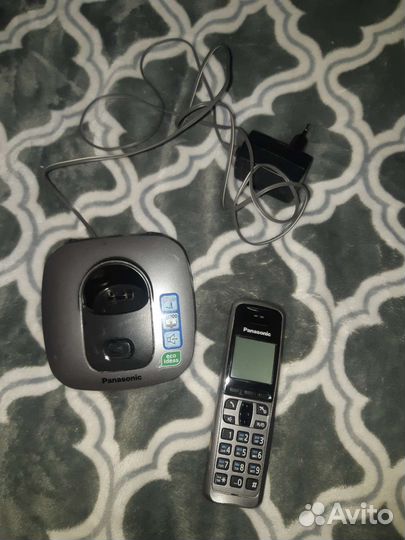 Домашний телефон panasonic KX-tg6411ru