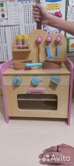 Детская деревянная кухня
