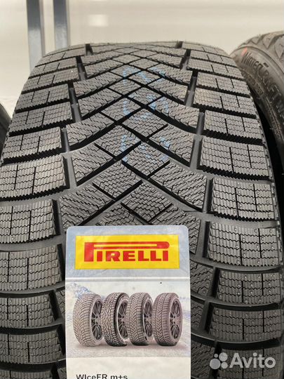 Pirelli Ice Zero FR 215/60 R16 99H