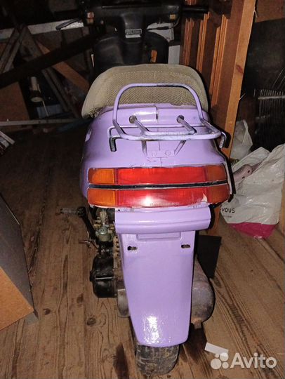 Скутер Honda tact af 24