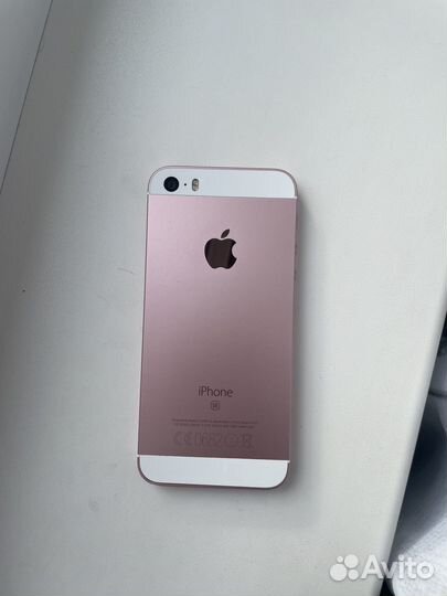 iPhone SE, 32 ГБ