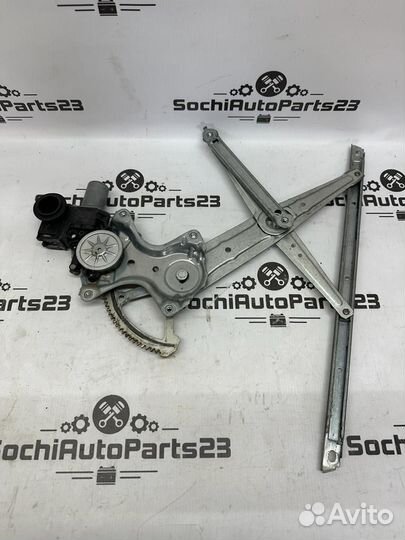 Стеклоподъемник передний правый Toyota Camry V70