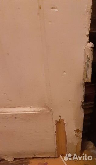 Дверь входная деревянная