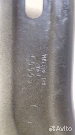 Кронштейн крыла Audi e-tron, 2021