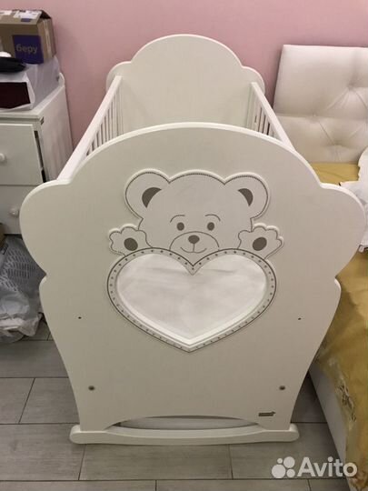 Итальянская кровать-качалка Erbesi