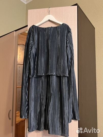 Костюм с юбкой плиссе