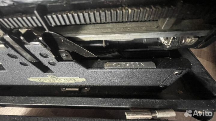 Пишущая машинка