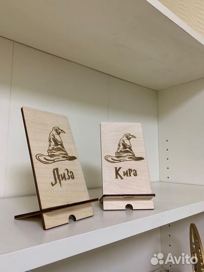 Подставка под телефон