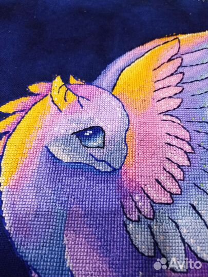 Дракон вышитый