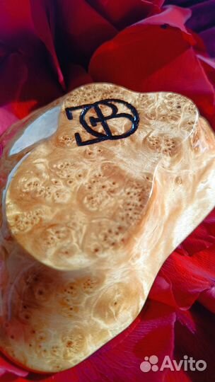 Блюдце из капа березы