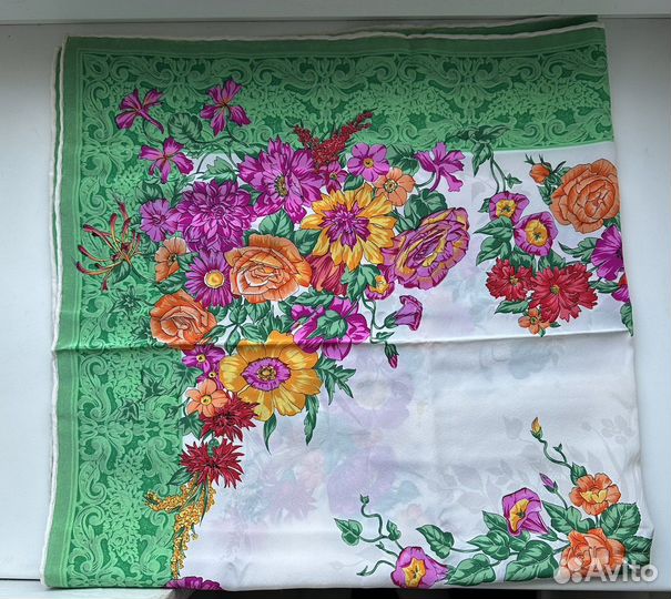 Christian Dior шелковый платок винтаж зеленый