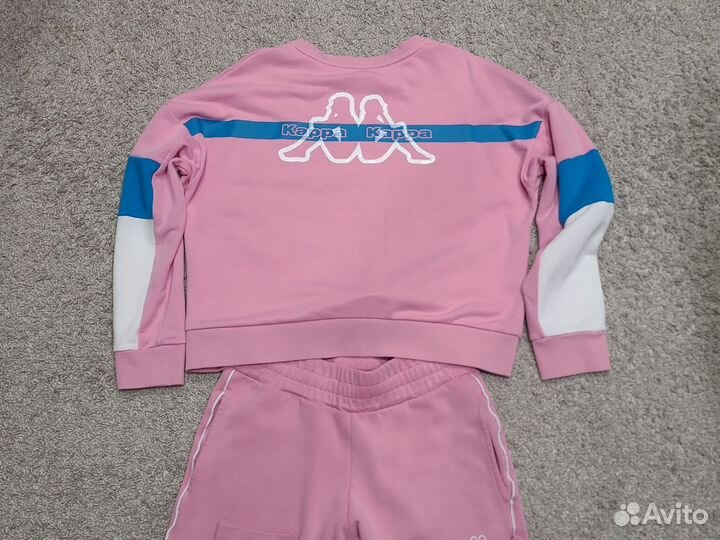 Костюм спортивный