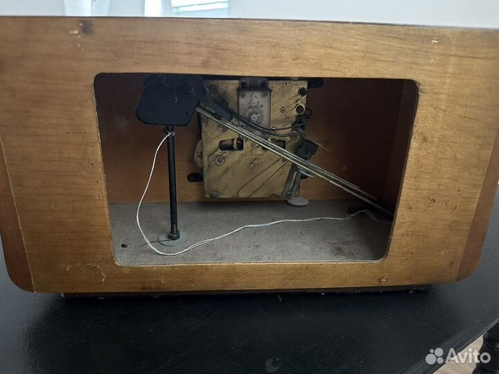 Часы настольные механические СССР