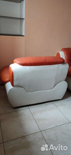 Кресло мини диван экокожа широкое оранжевое