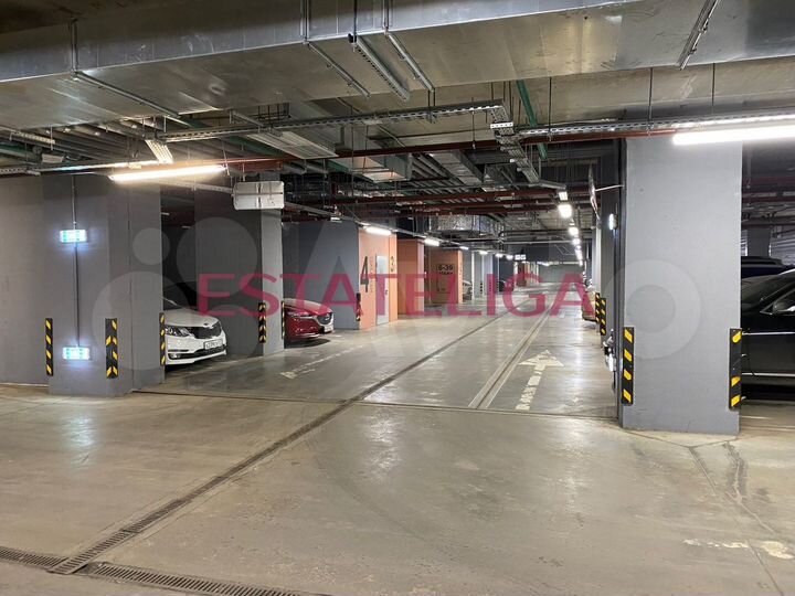 Машиноместо, 14 м²