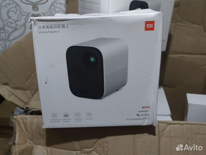 Проектор Xiaomi Mi SMART Projector 2