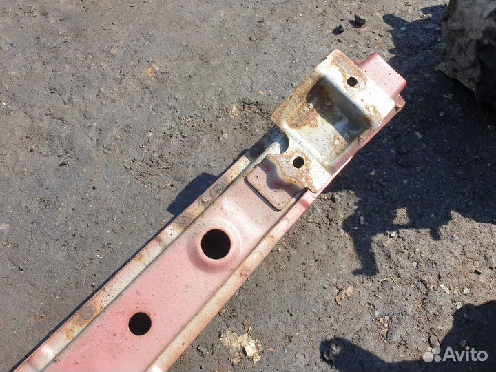 Усилитель переднего бампера Mitsubishi Lancer 9