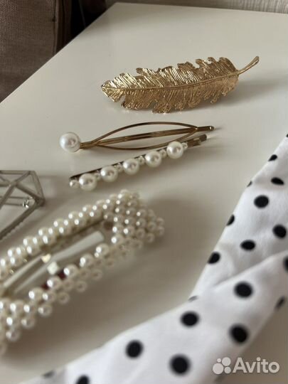 Заколки для волос (цена за всё вместе)
