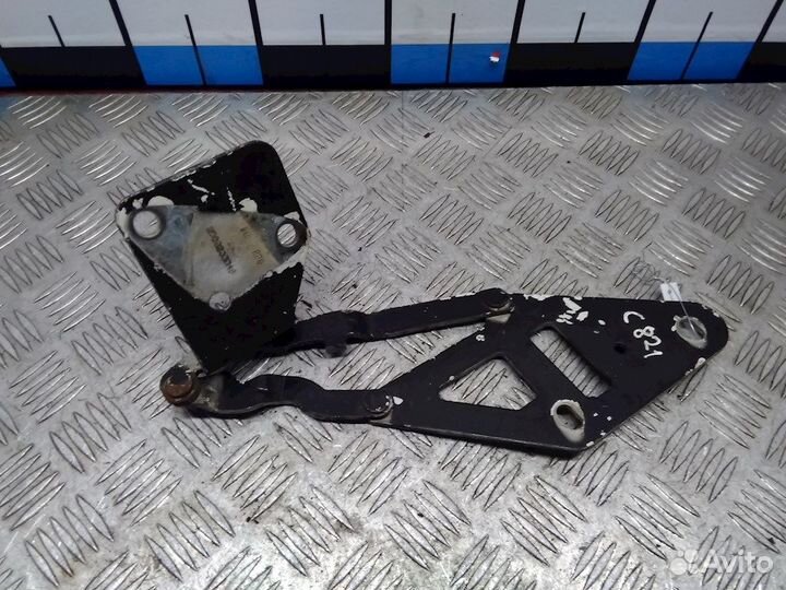 Петля капота левая для Volkswagen LT 2 2D0823301B