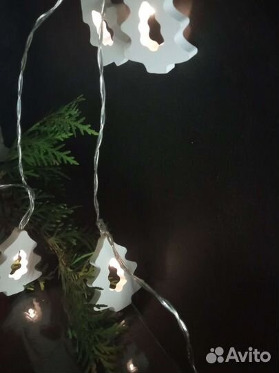 Гирлянда ёлочки деревянная белая