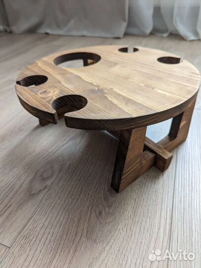 Винный столик