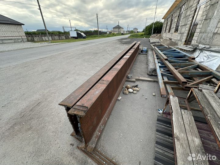 Металлический двутавр