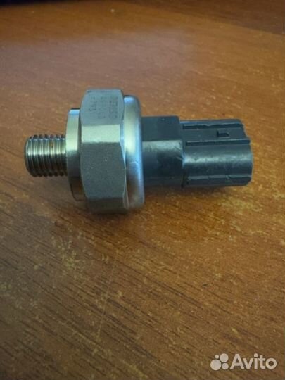 Датчик давления масла Honda