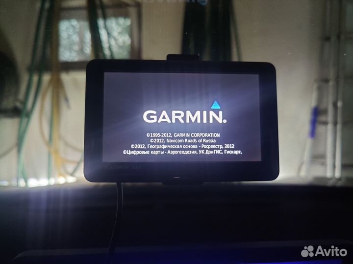 Автомобильный навигатор garmin Nuvi 1490 б/у