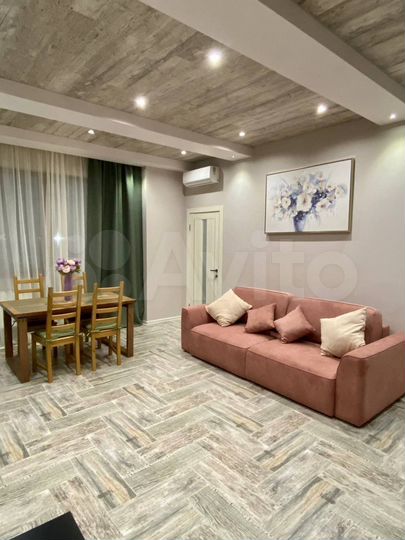 2-к. квартира, 55 м², 1/5 эт.