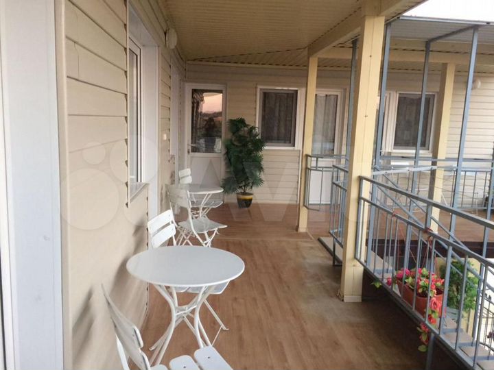 Гостевой дом 17 номеров с бассейном