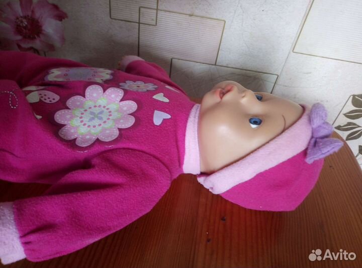 Кукла со звуками