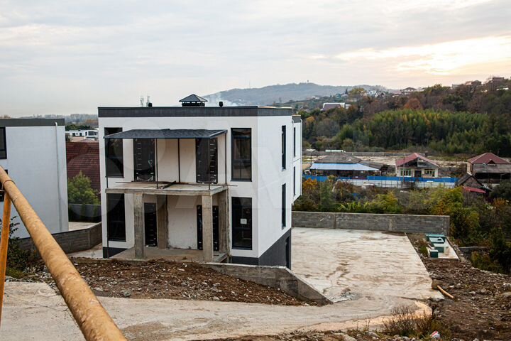 Своб. планировка, 45 м², 1/3 эт.