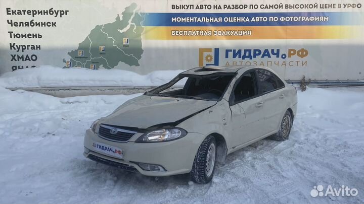 Болт крепления запасного колеса Daewoo Gentra II