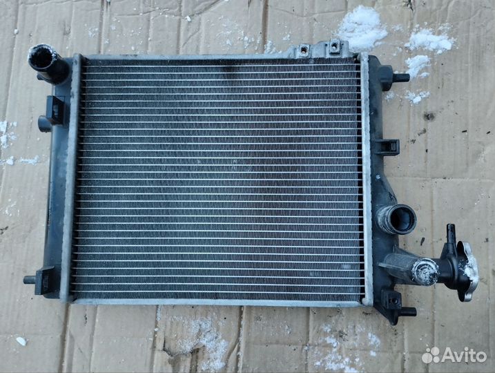 Радиатор на hyundai getz
