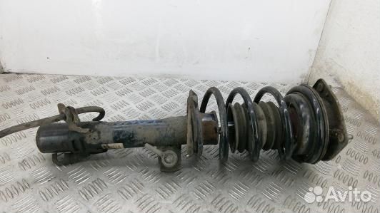 Стойка передняя левая mini clubman 1 (KBN06K501)