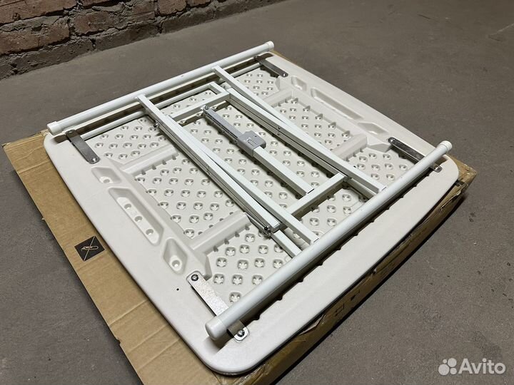 Стол трансформер туристический 71*71см