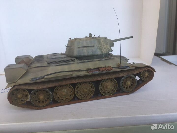 Модель танка Т34/76 в масштабе 1/35