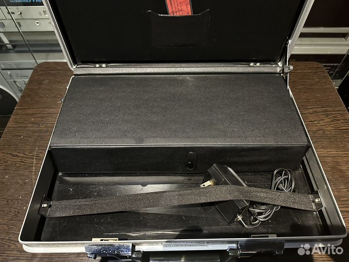 Магнитола дипломат crown crc 9980