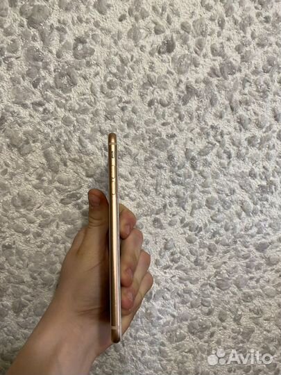 iPhone 8 Plus, 64 ГБ