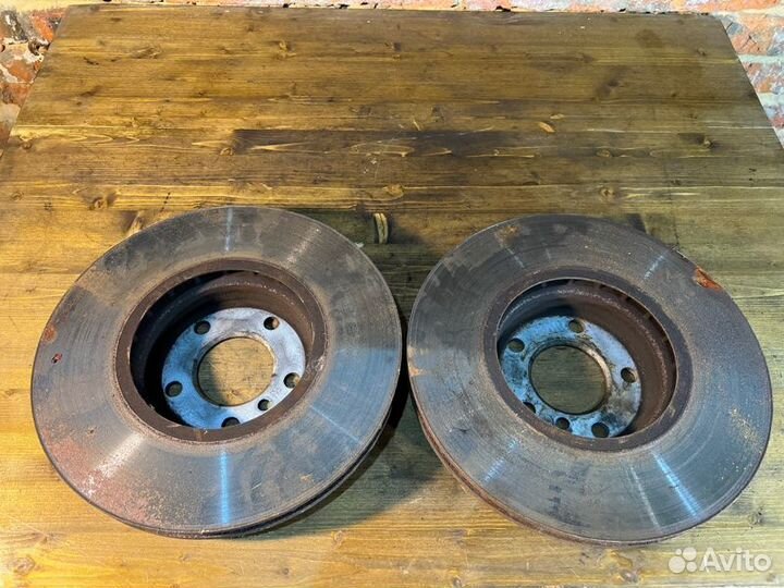 Диск тормозной передний Bmw X5 E53 M54B30 2006