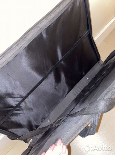 Папка с принадлежностями