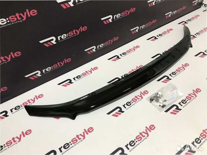 Дефлектор капота Land Cruiser Prado 150 2м R558